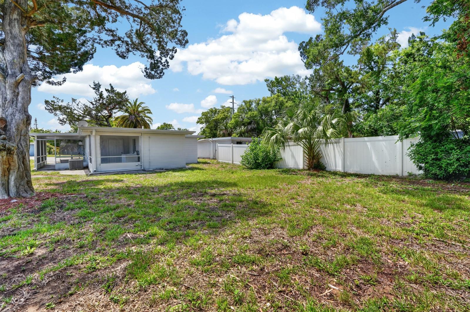 2425 ANASTASIA DR, SOUTH DAYTONA, FL, 32119