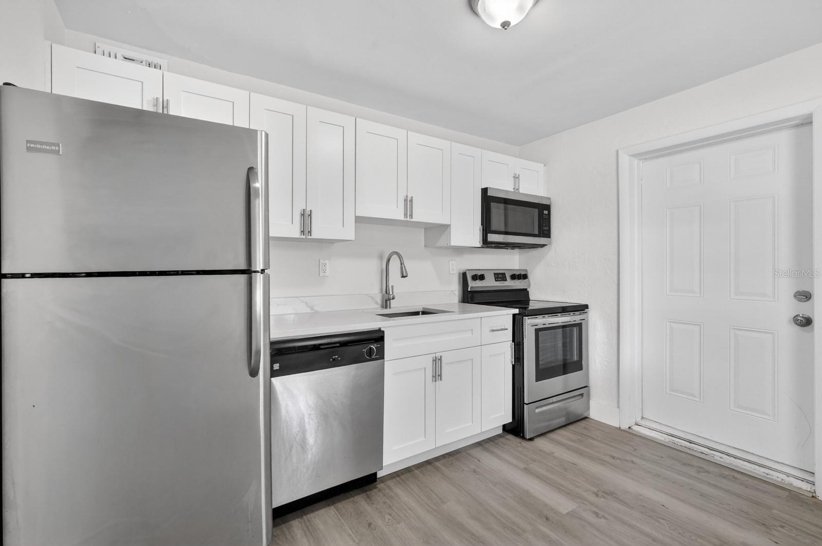 2425 ANASTASIA DR, SOUTH DAYTONA, FL, 32119