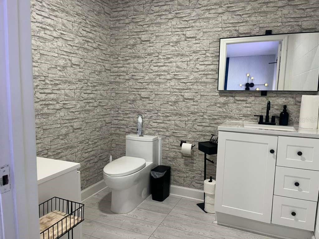 11609 S ORANGE BLOSSOM TRL #201, ORLANDO, FL, 32837