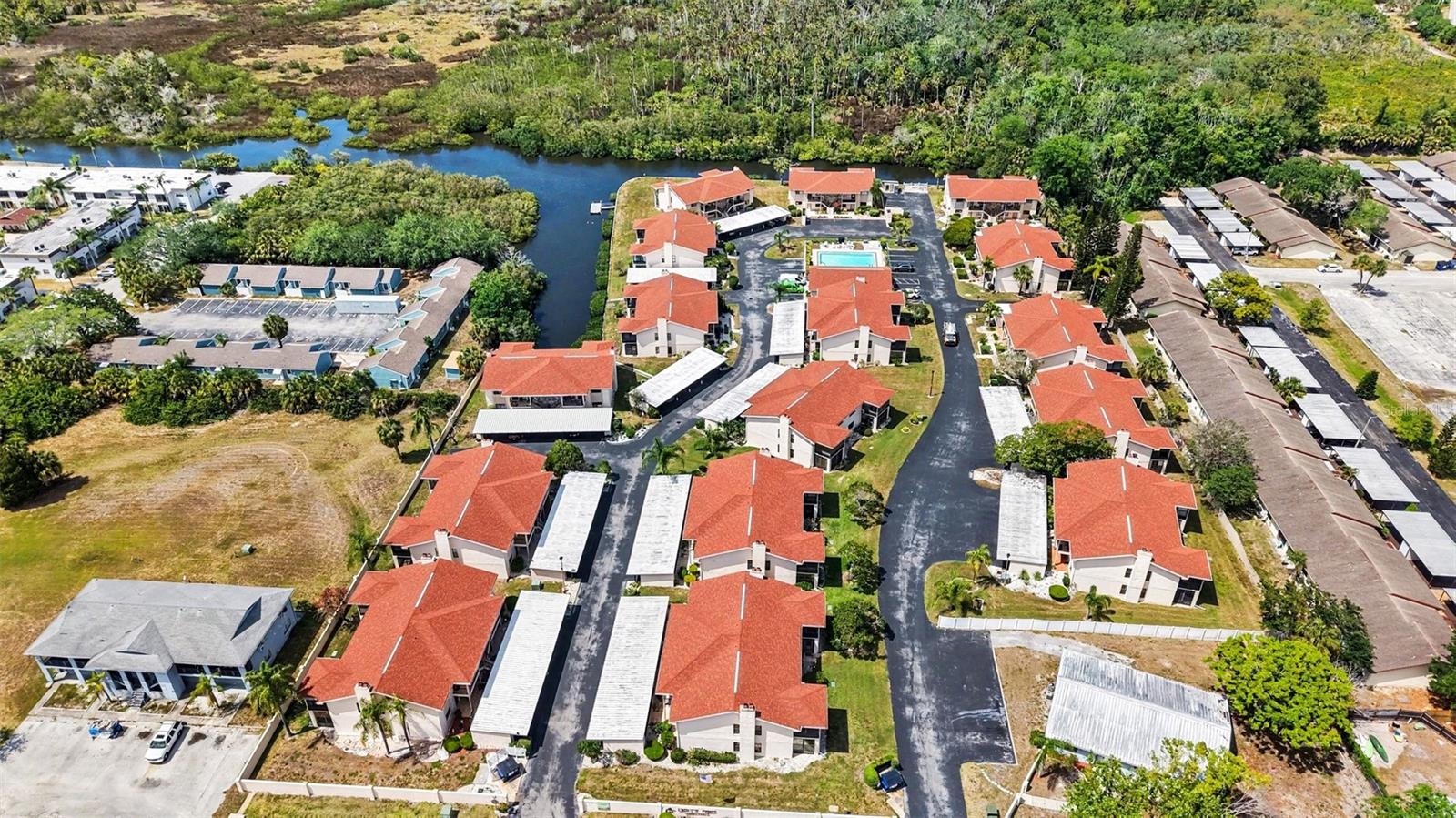 9990 EAGLES POINT CIR #4, PORT RICHEY, FL, 34668