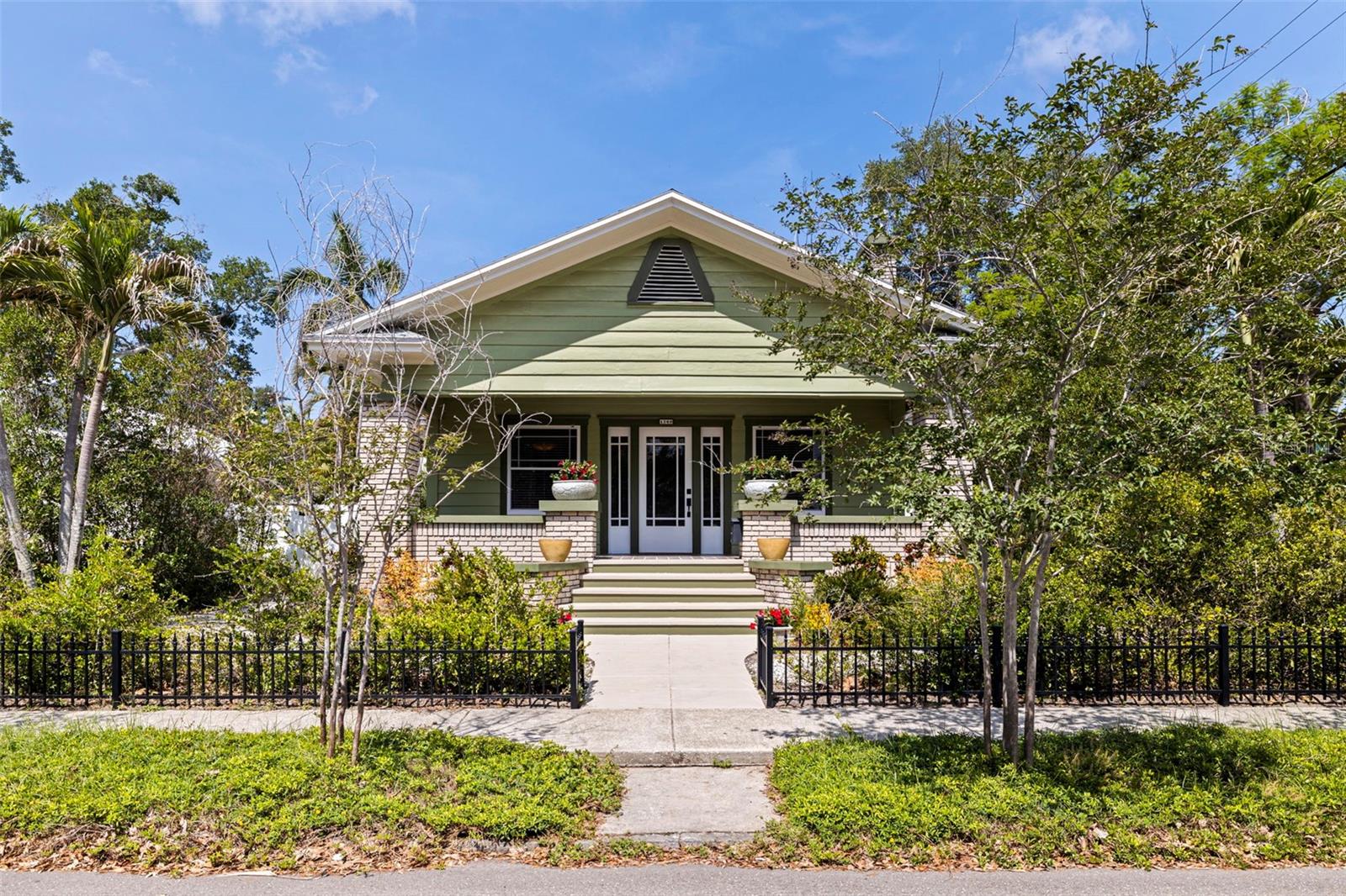 1260 10TH ST N, ST PETERSBURG, FL, 33705