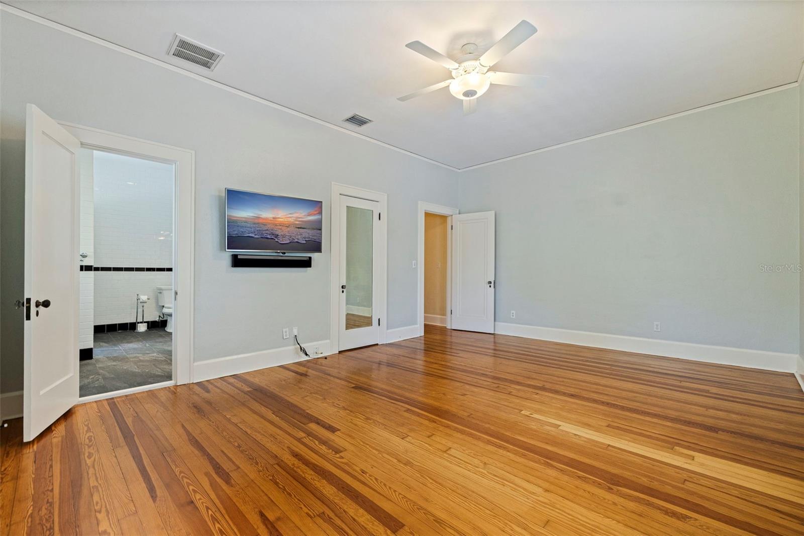 1260 10TH ST N, ST PETERSBURG, FL, 33705