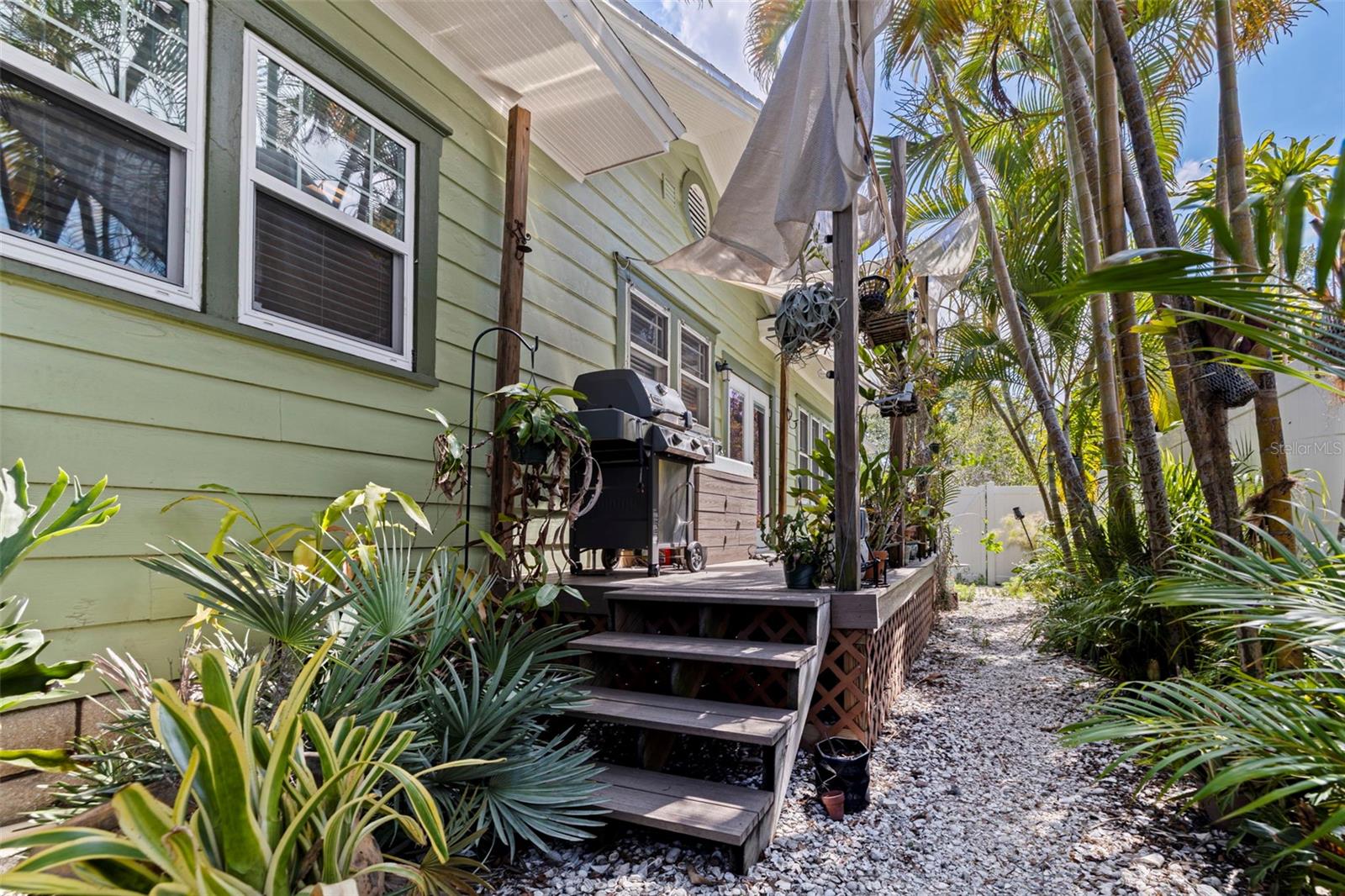 1260 10TH ST N, ST PETERSBURG, FL, 33705