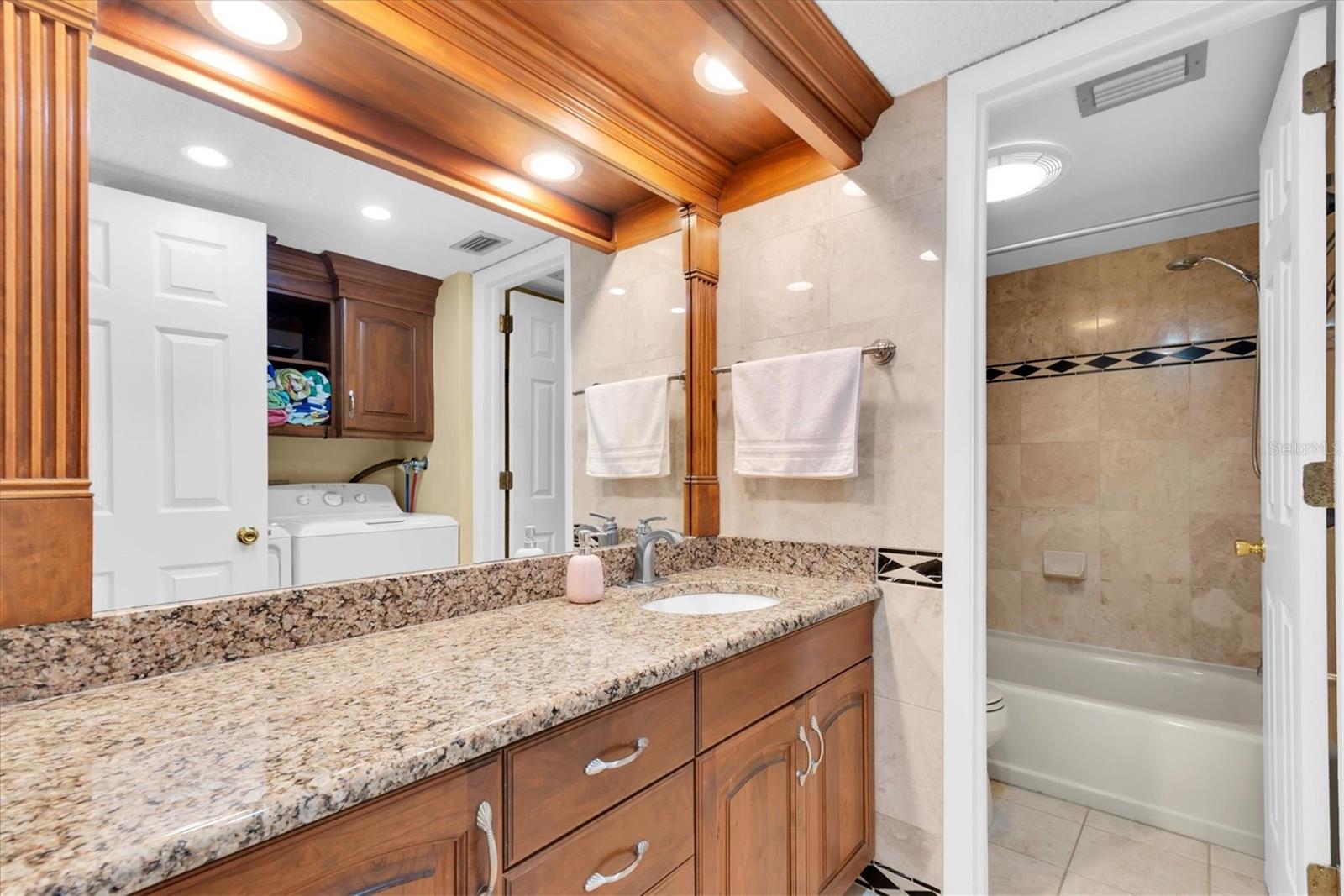 247 REX PL #H, MADEIRA BEACH, FL, 33708