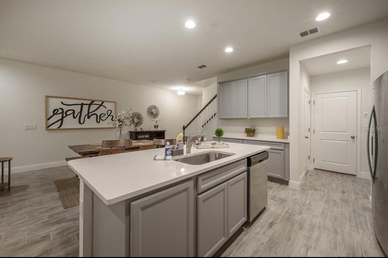 10128 NEWEL VALLEY LOOP, RIVERVIEW, FL, 33569