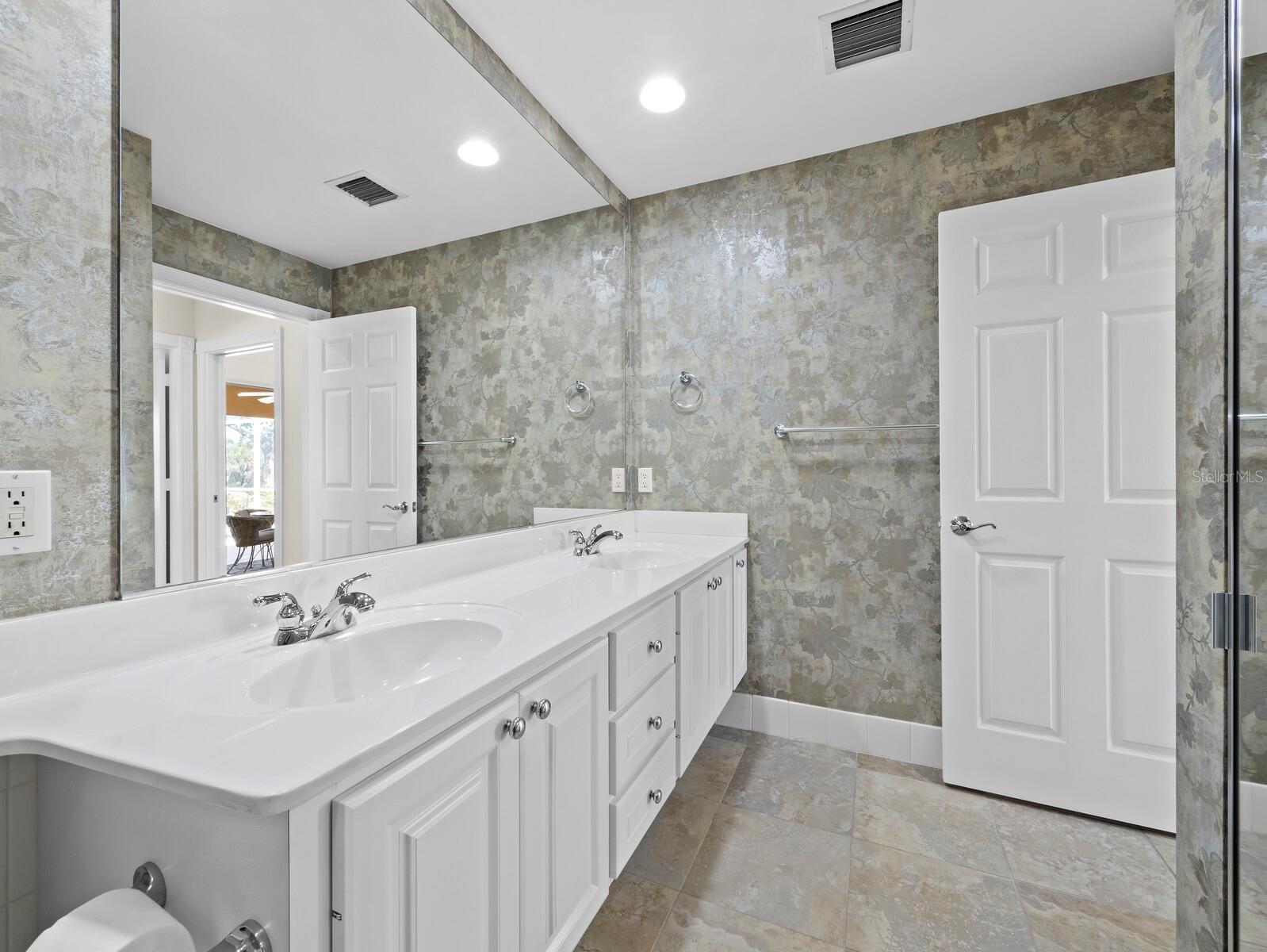 5967 BENEVENTO DR, SARASOTA, FL, 34238