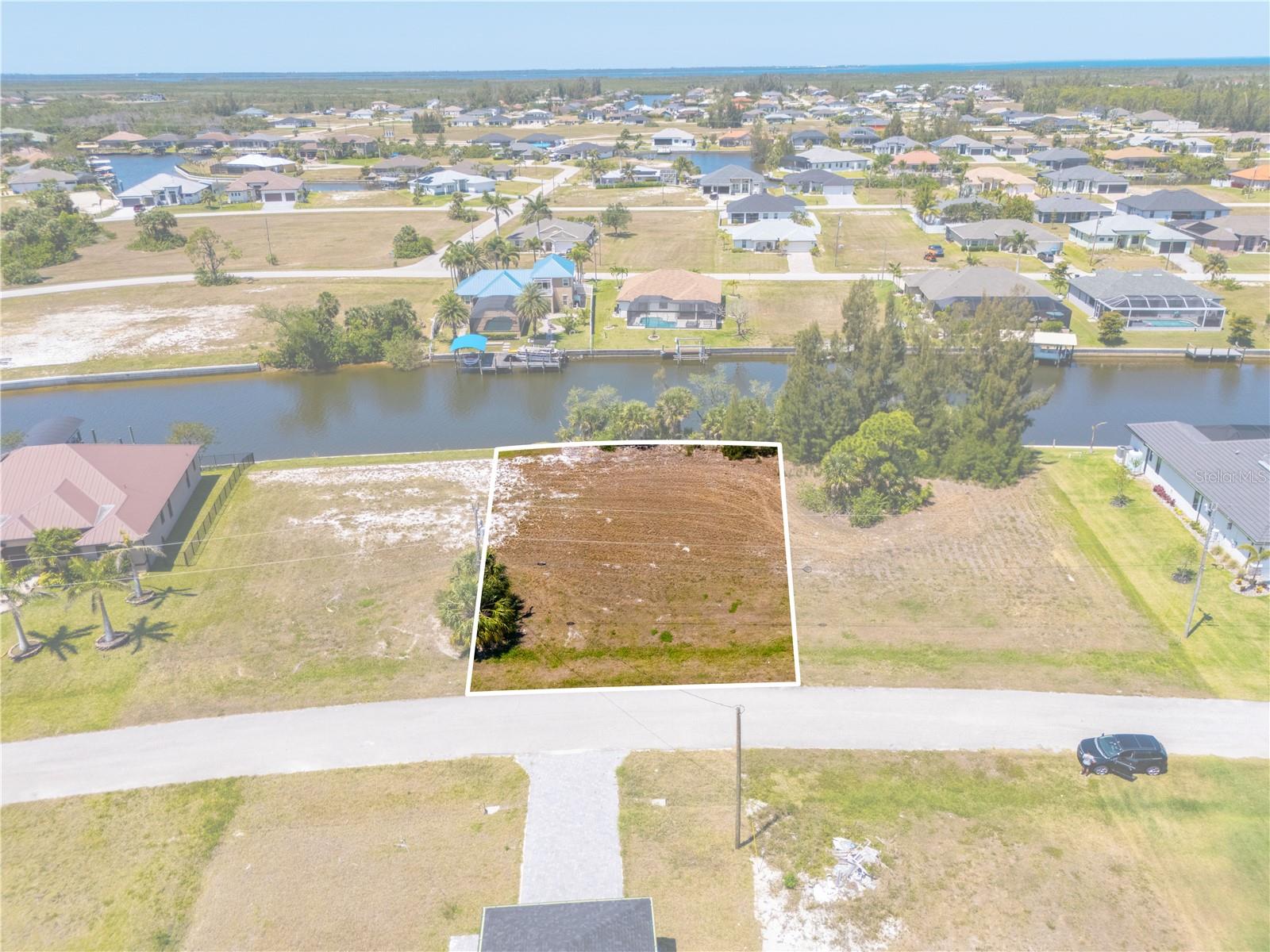 2306 NW 37TH PL, CAPE CORAL, FL, 33993