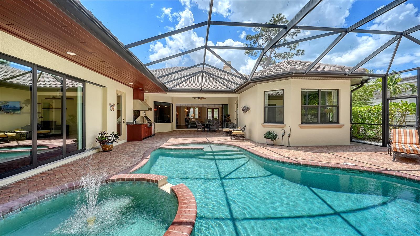 1885 CLEMATIS ST, SARASOTA, FL, 34239