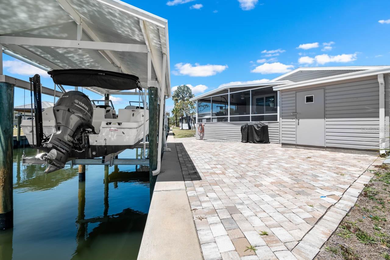 164 S SAINT THOMAS CIR, APOLLO BEACH, FL, 33572