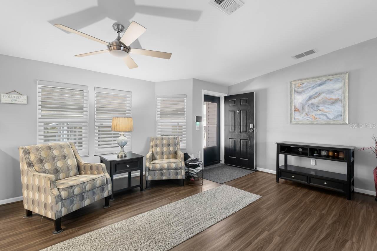 164 S SAINT THOMAS CIR, APOLLO BEACH, FL, 33572