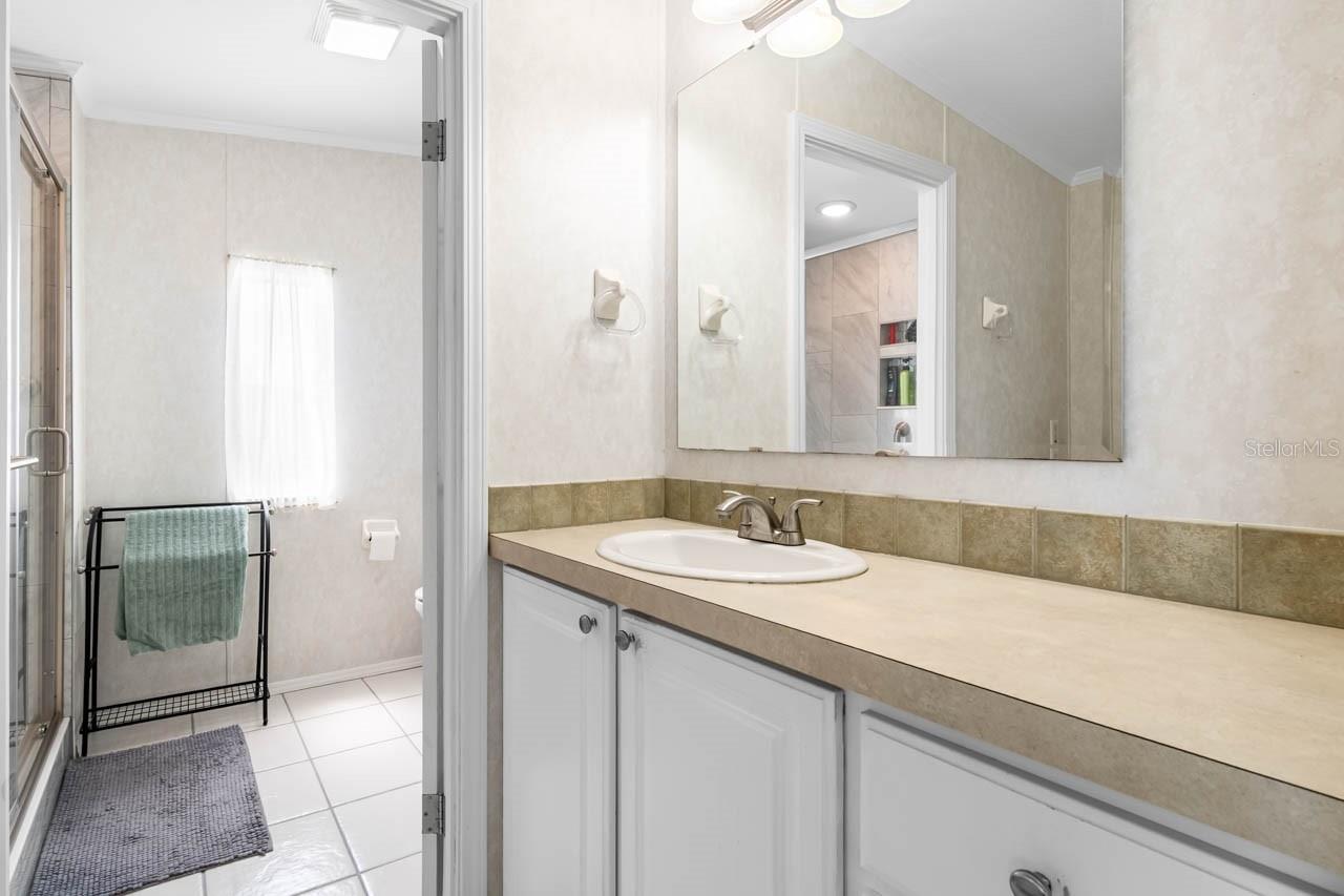 164 S SAINT THOMAS CIR, APOLLO BEACH, FL, 33572