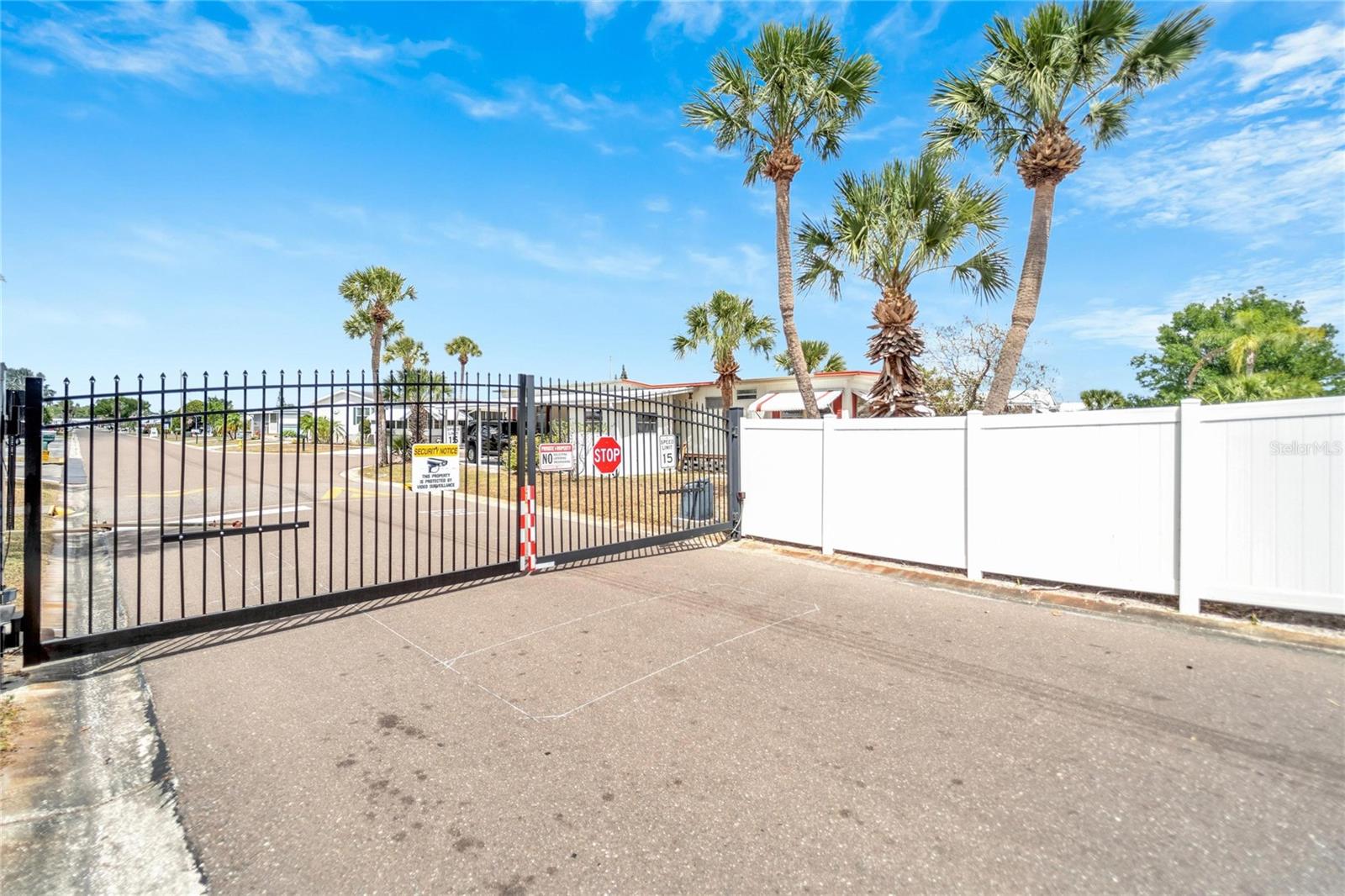 164 S SAINT THOMAS CIR, APOLLO BEACH, FL, 33572