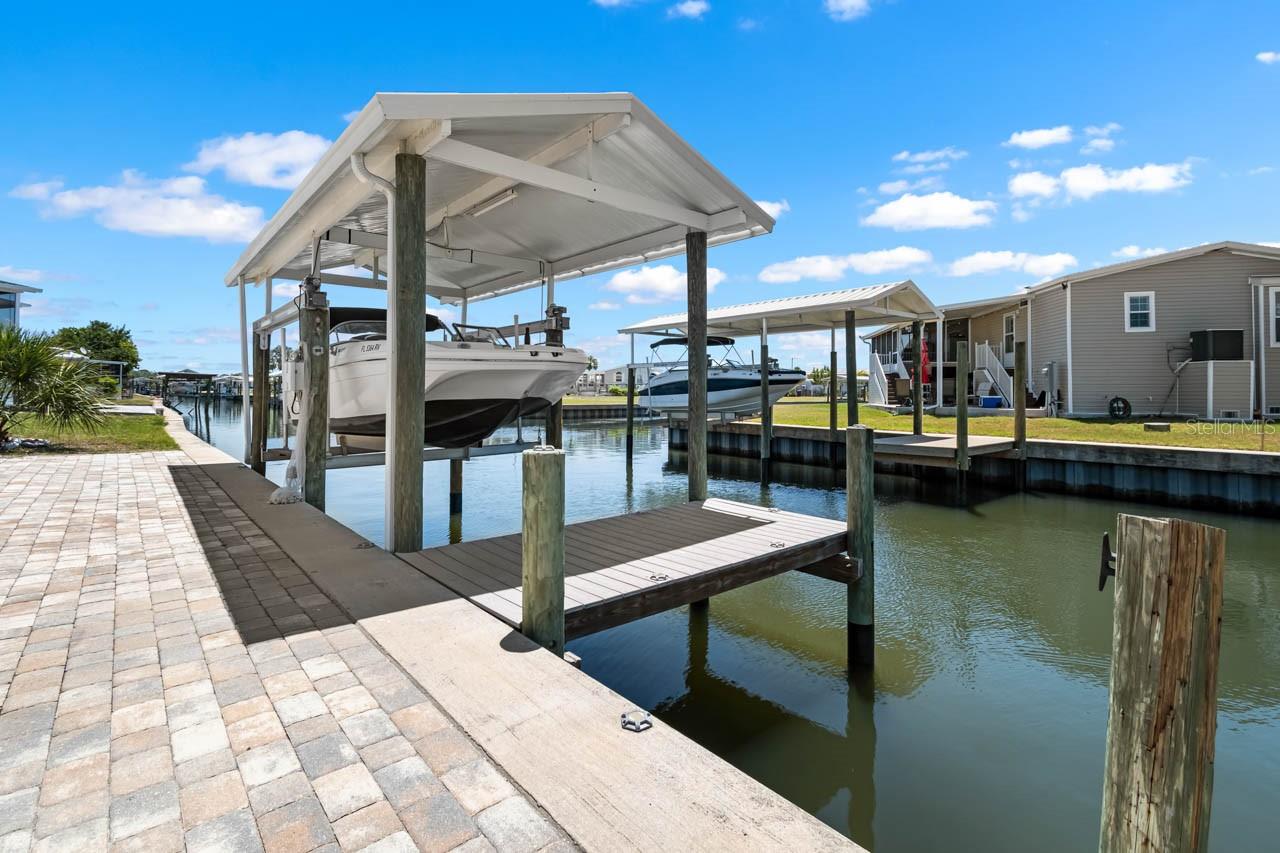 164 S SAINT THOMAS CIR, APOLLO BEACH, FL, 33572