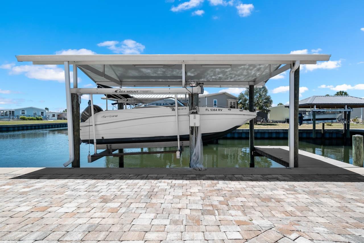 164 S SAINT THOMAS CIR, APOLLO BEACH, FL, 33572