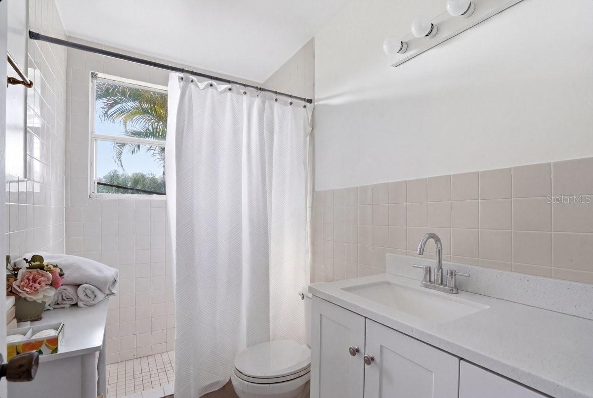 6650 HIBISCUS AVE S, SOUTH PASADENA, FL, 33707