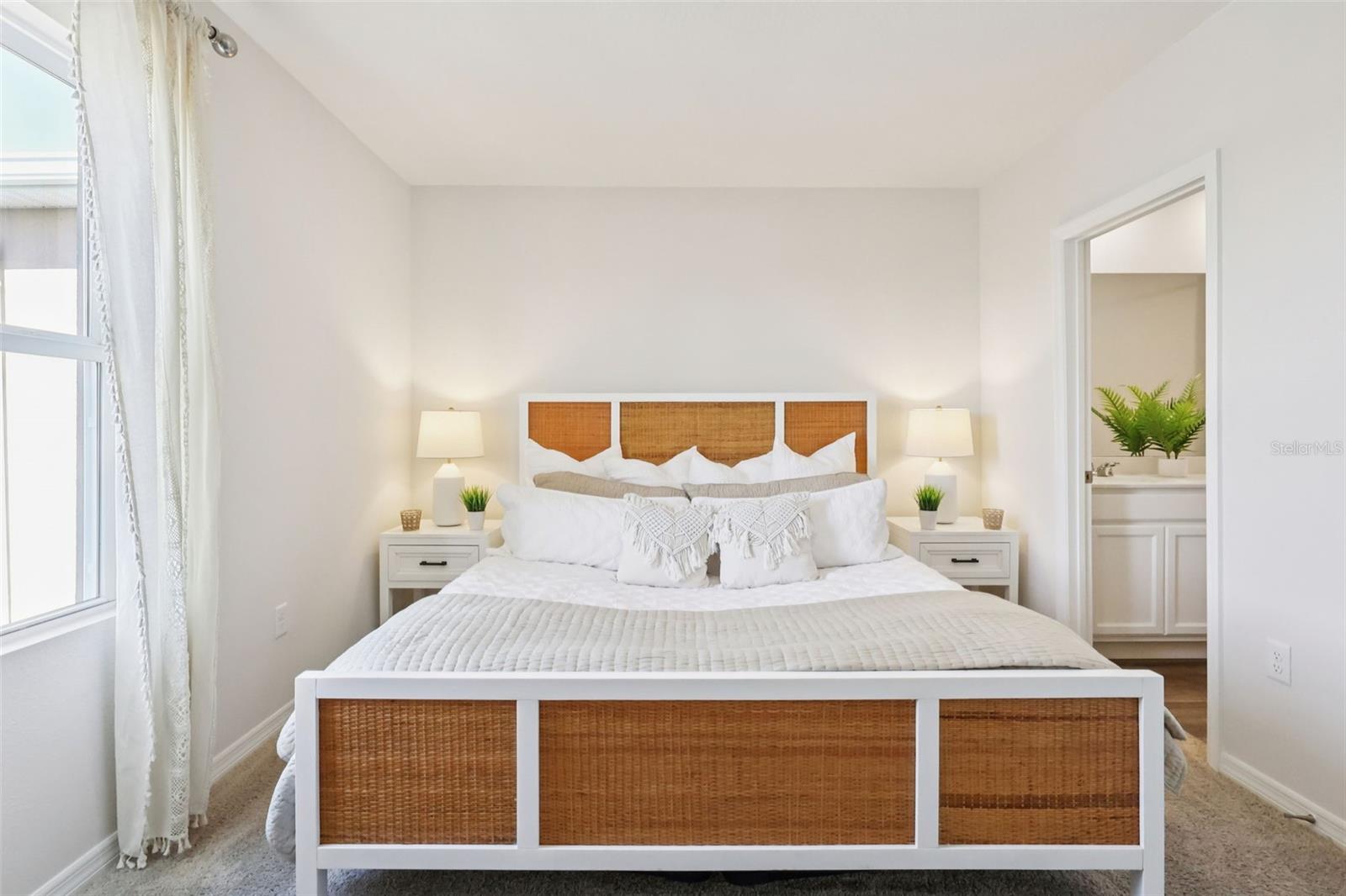 2541 OLYMPIC CT, DAVENPORT, FL, 33837