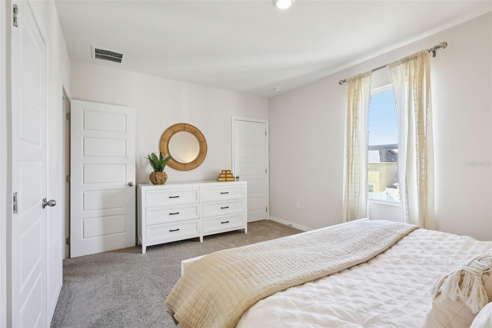 2541 OLYMPIC CT, DAVENPORT, FL, 33837