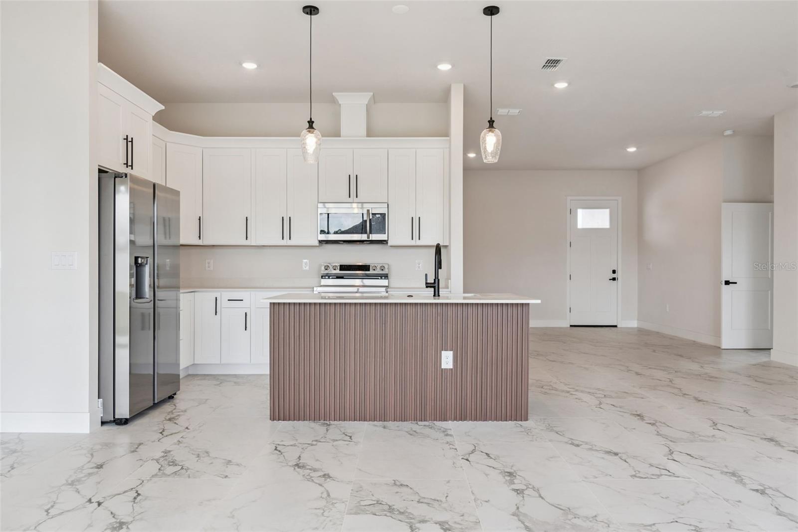 10281 SE 67TH TER, BELLEVIEW, FL, 34420