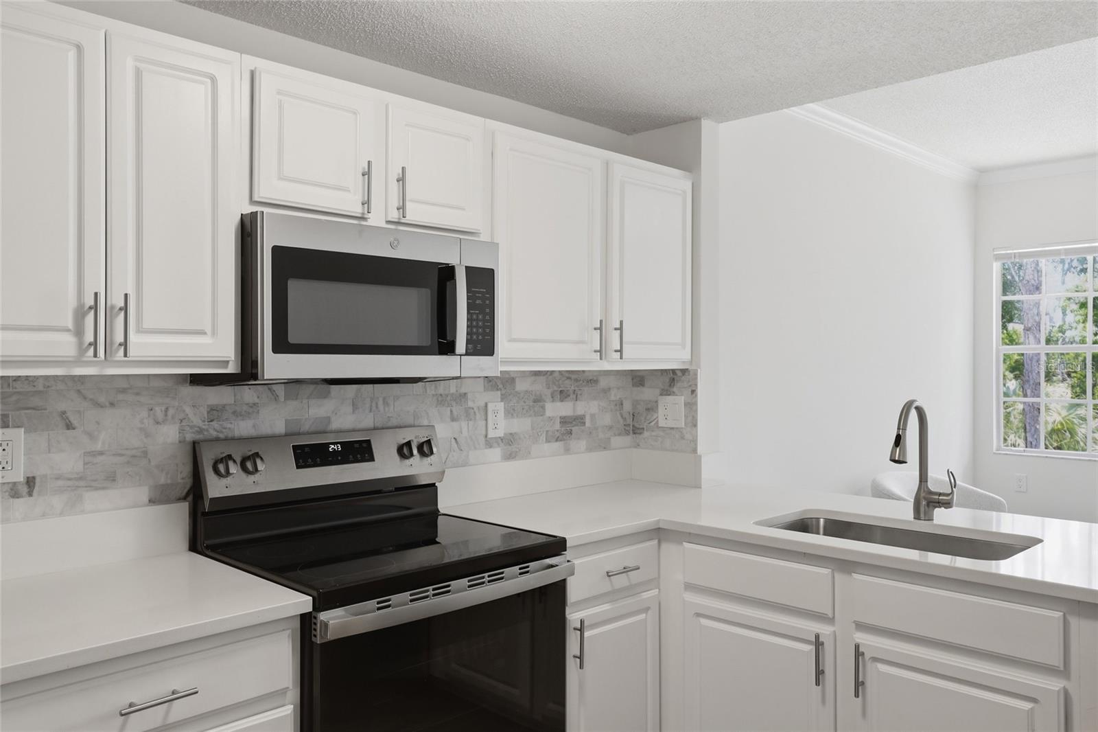 5600 BENTGRASS DR #8-107, SARASOTA, FL, 34235