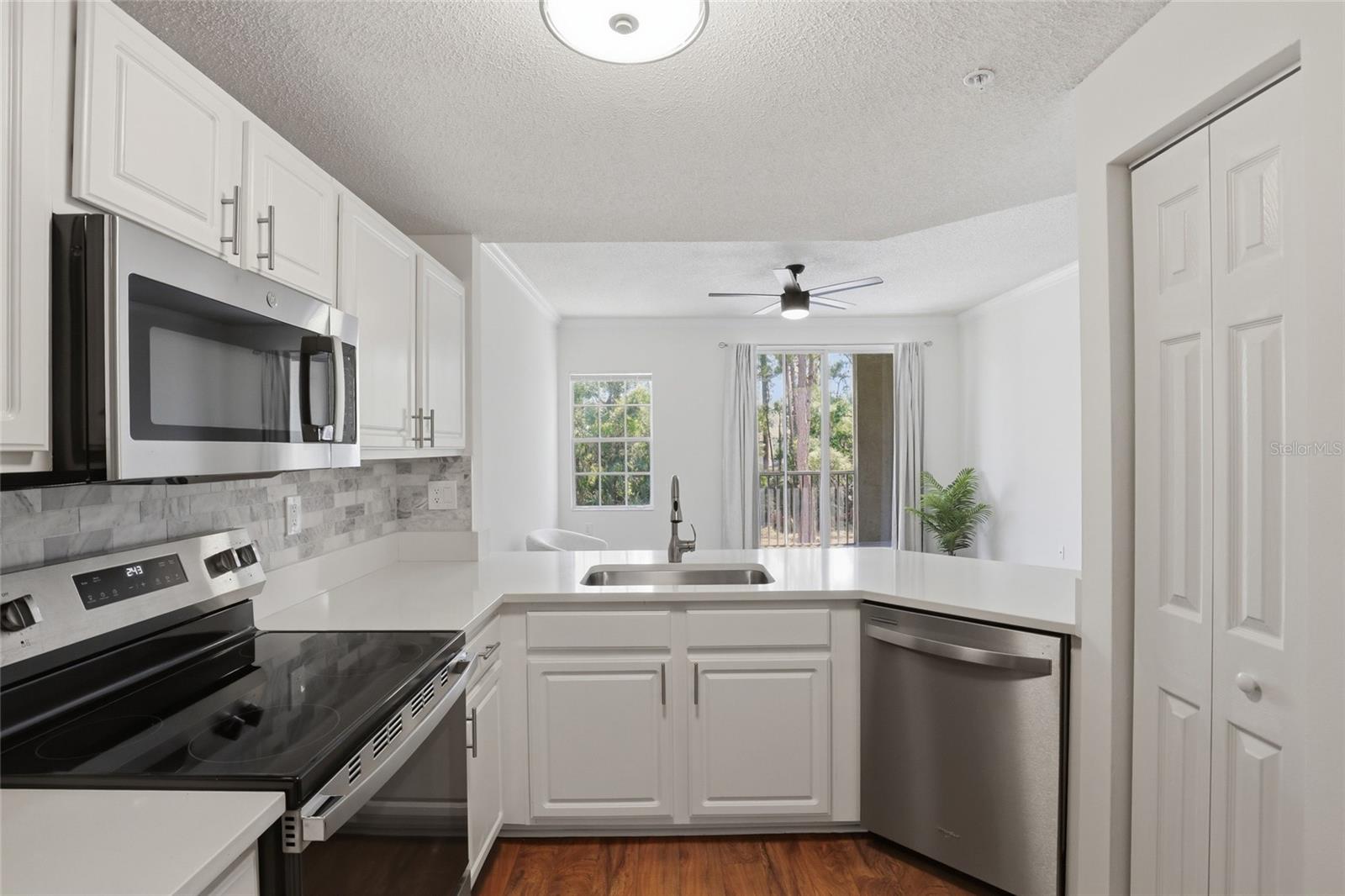 5600 BENTGRASS DR #8-107, SARASOTA, FL, 34235