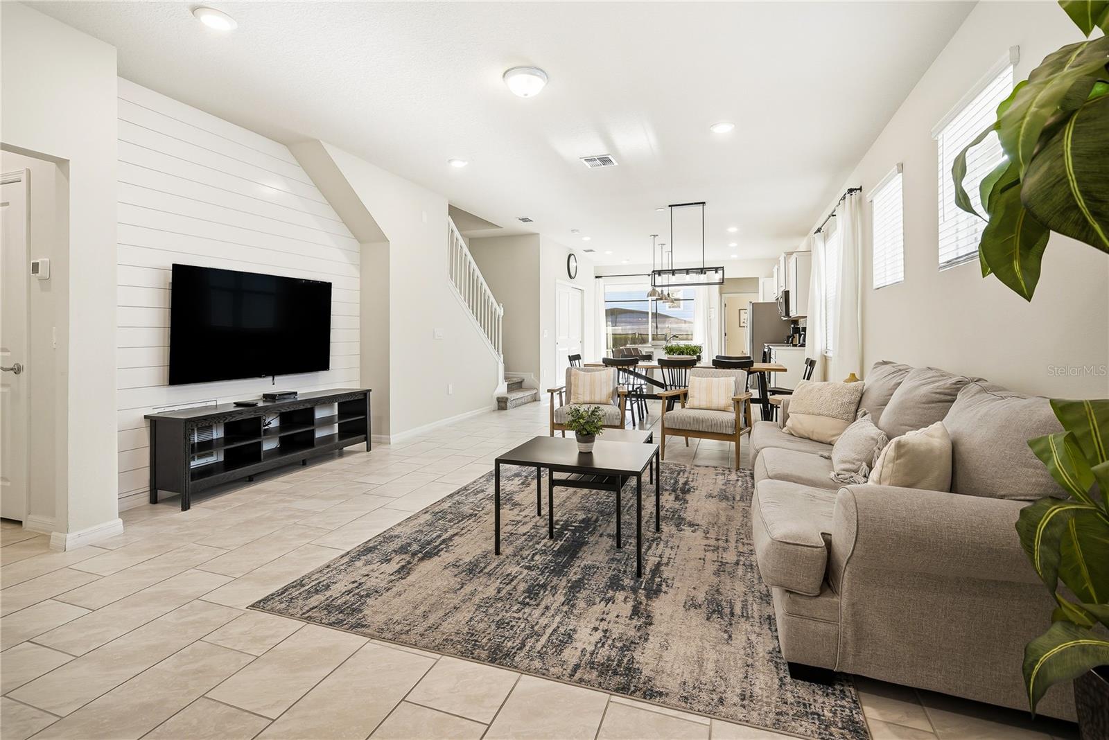 1177 ALOHA BLVD, DAVENPORT, FL, 33897