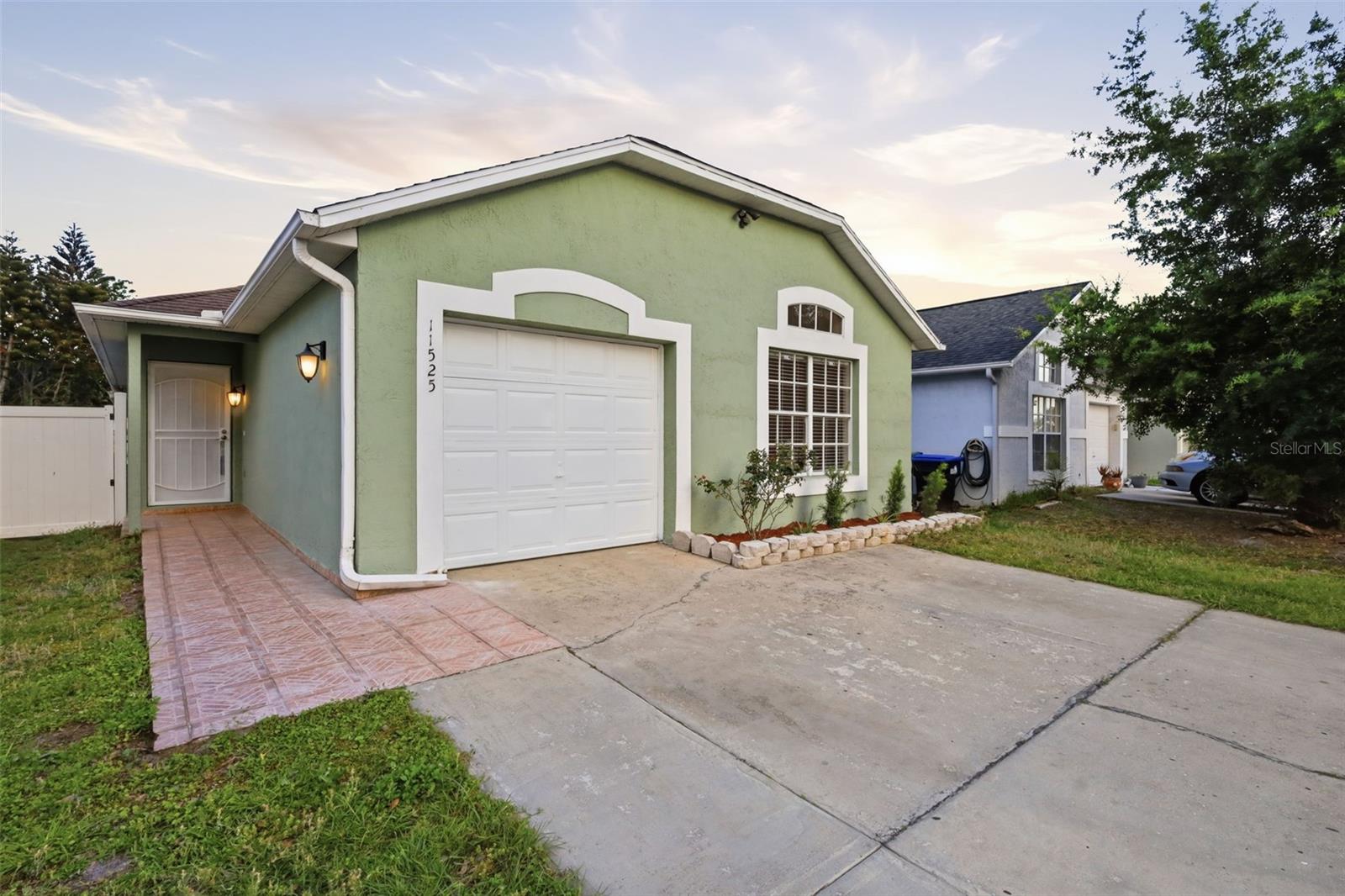 11525 PURPLE LILAC CIR, ORLANDO, FL, 32837