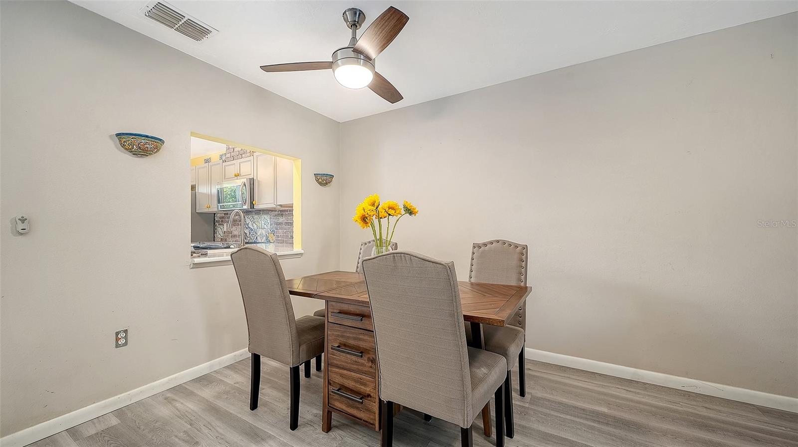 6921 HOLMES BLVD, BRADENTON BEACH, FL, 34217