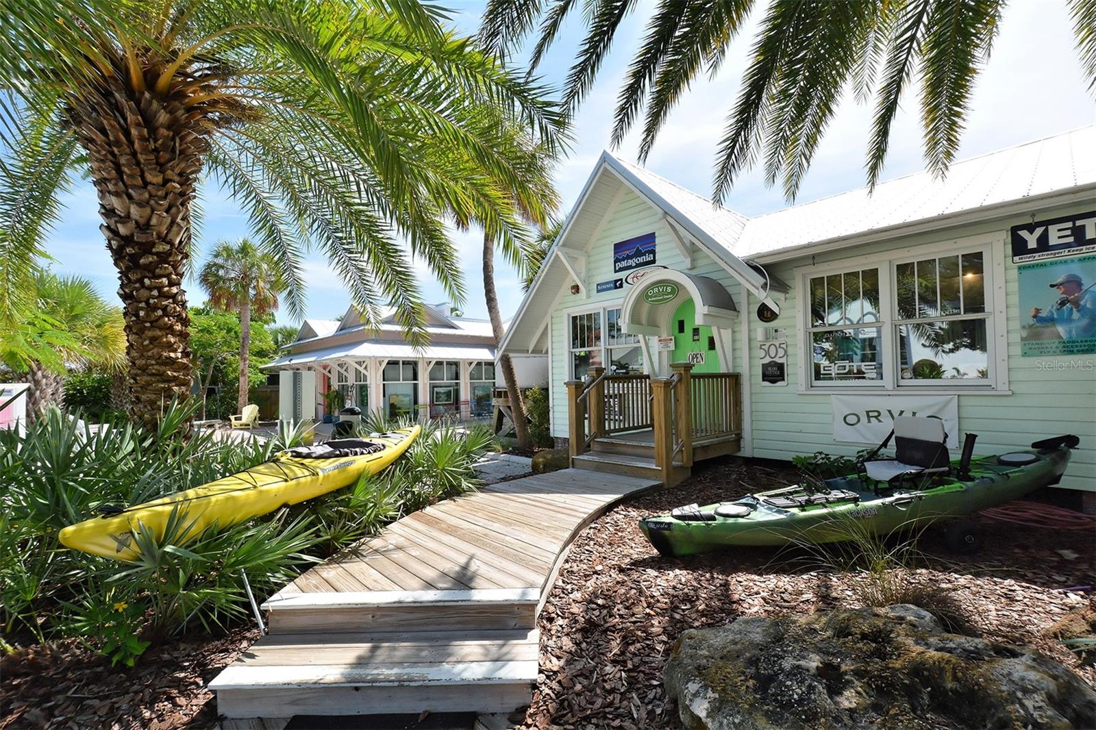 6921 HOLMES BLVD, BRADENTON BEACH, FL, 34217