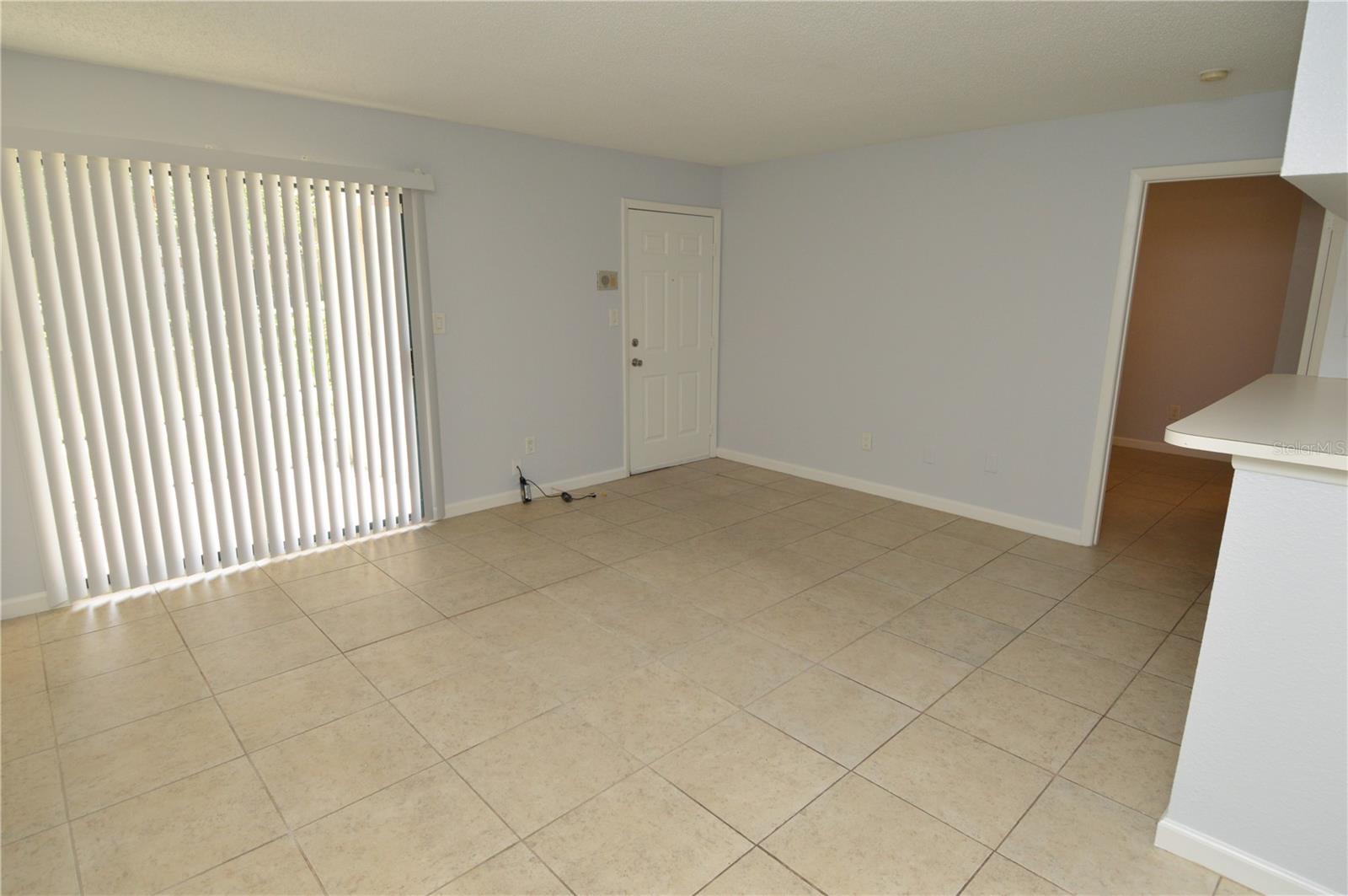 8645 FANCY FINCH DR #104, TAMPA, FL, 33614