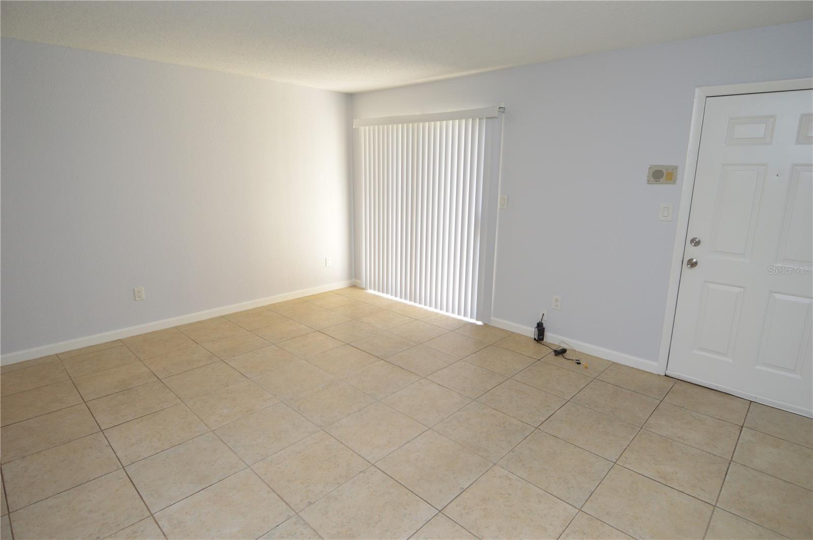 8645 FANCY FINCH DR #104, TAMPA, FL, 33614