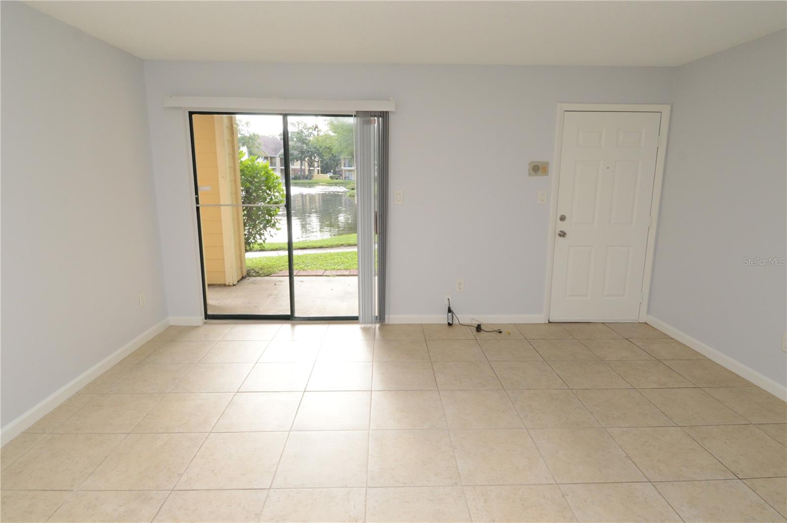 8645 FANCY FINCH DR #104, TAMPA, FL, 33614