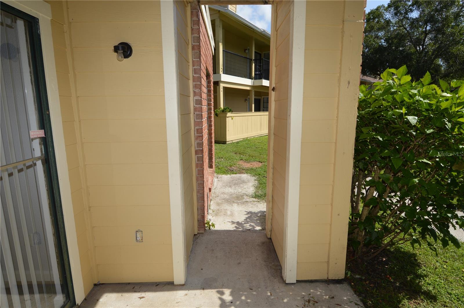 8645 FANCY FINCH DR #104, TAMPA, FL, 33614