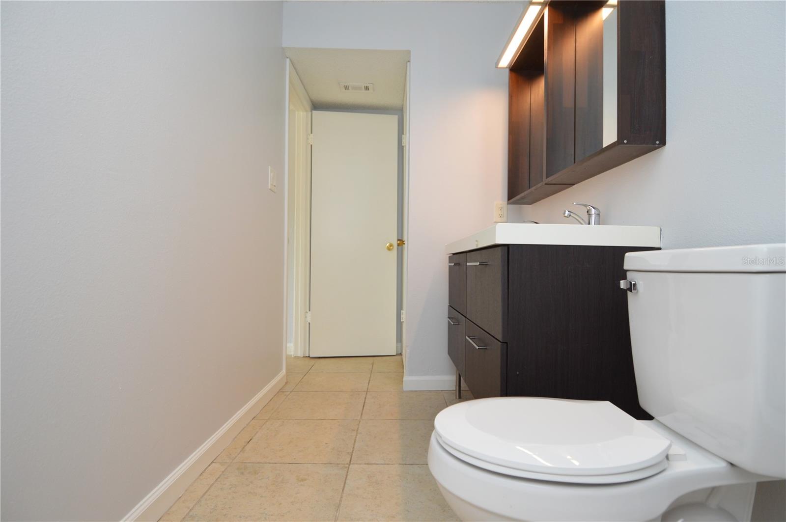 8645 FANCY FINCH DR #104, TAMPA, FL, 33614