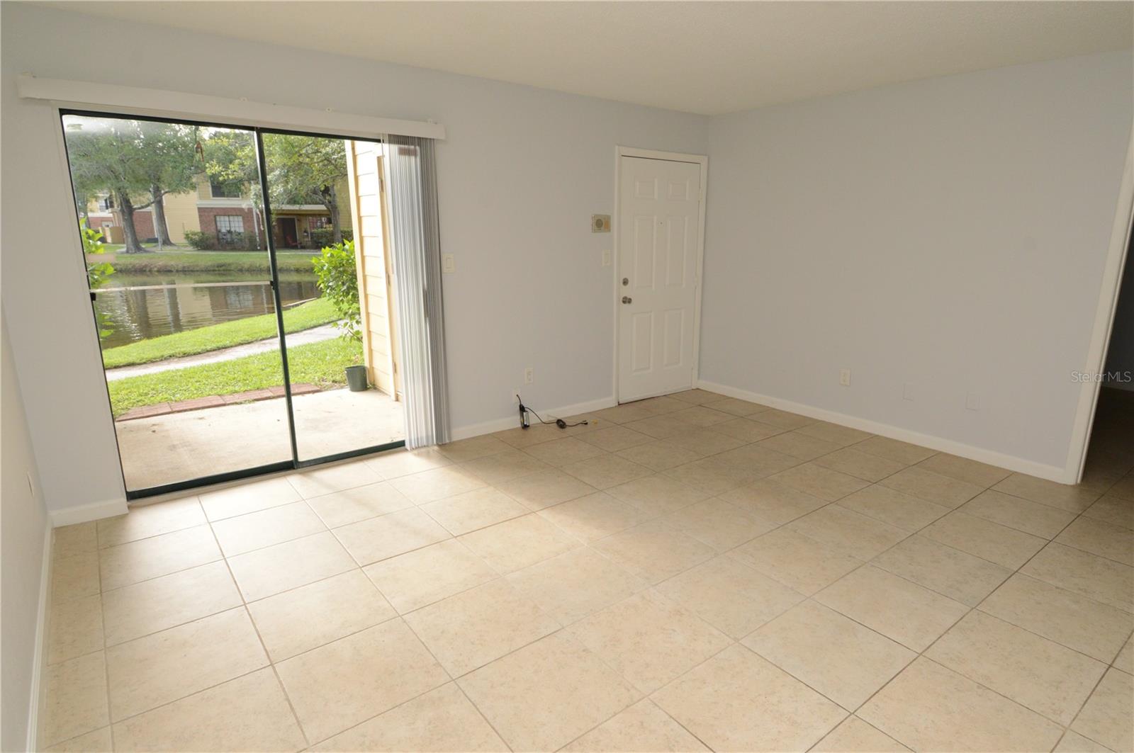 8645 FANCY FINCH DR #104, TAMPA, FL, 33614