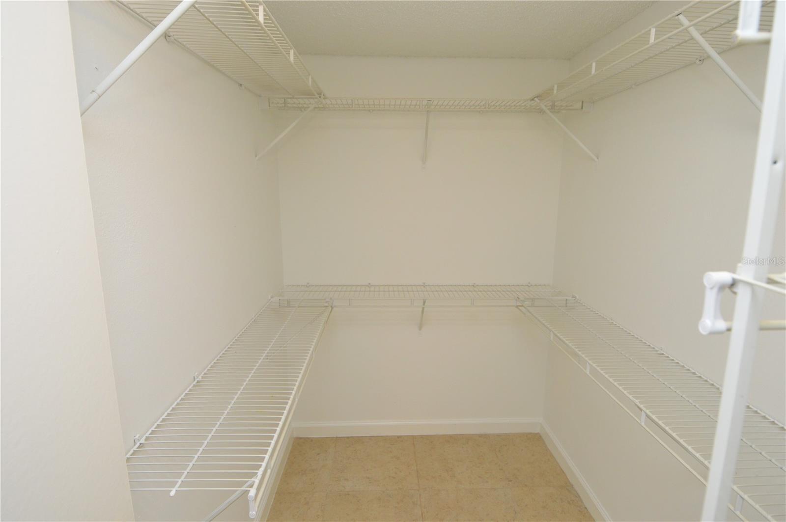 8645 FANCY FINCH DR #104, TAMPA, FL, 33614