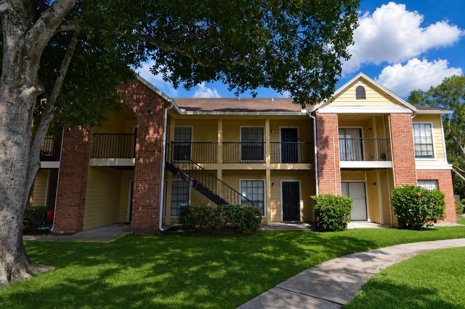 8645 FANCY FINCH DR #104, TAMPA, FL, 33614