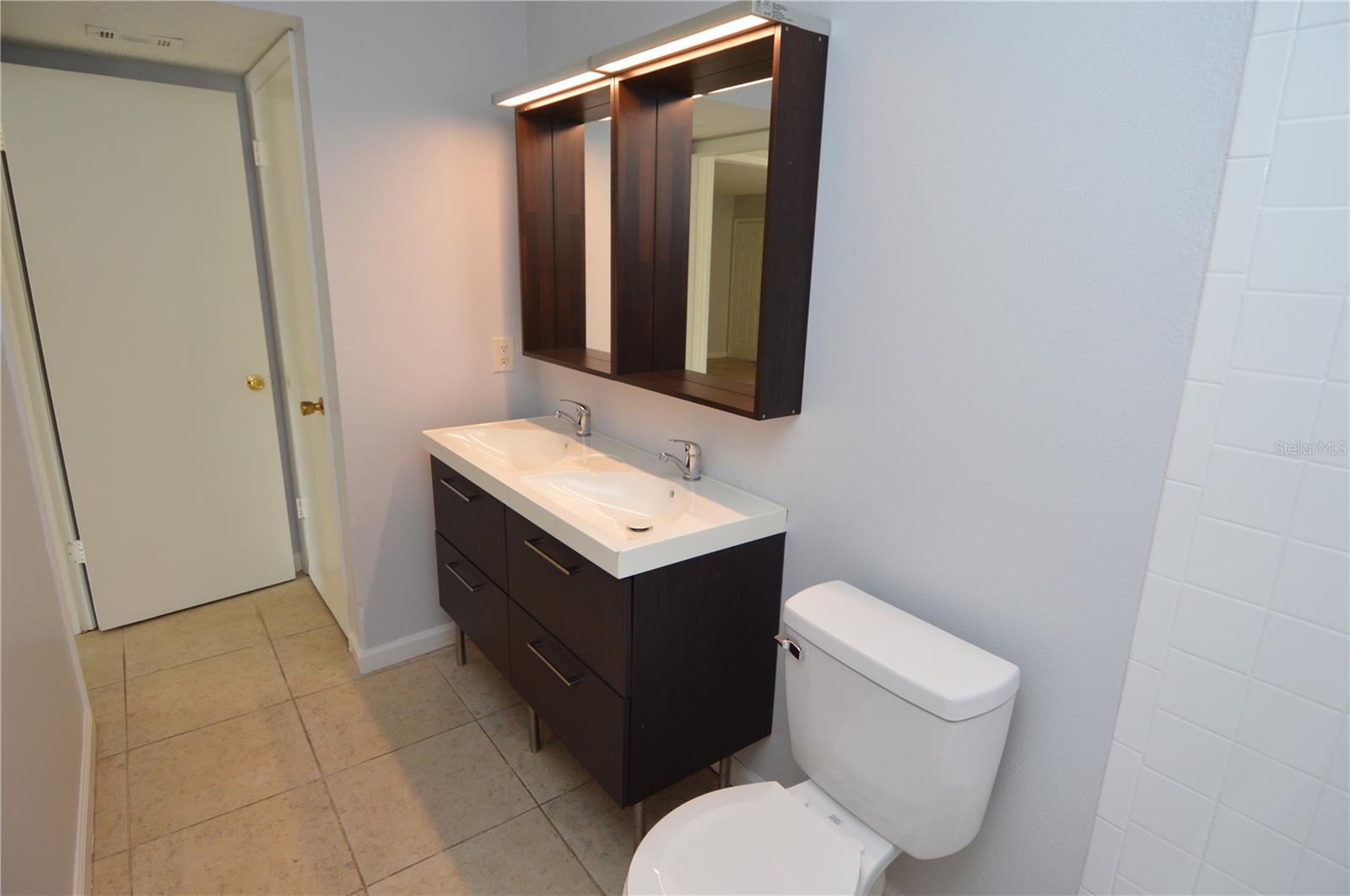 8645 FANCY FINCH DR #104, TAMPA, FL, 33614