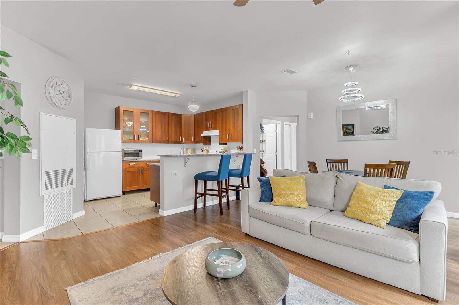 1995 ERVING CIR #208, OCOEE, FL, 34761