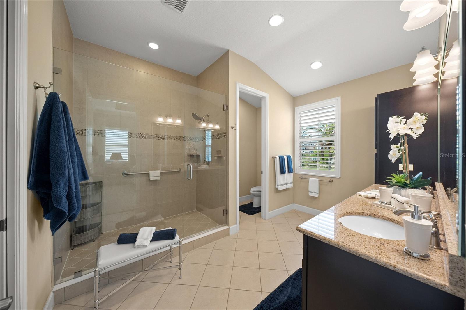 229 SAPPHIRE LAKE DR #201, BRADENTON, FL, 34209