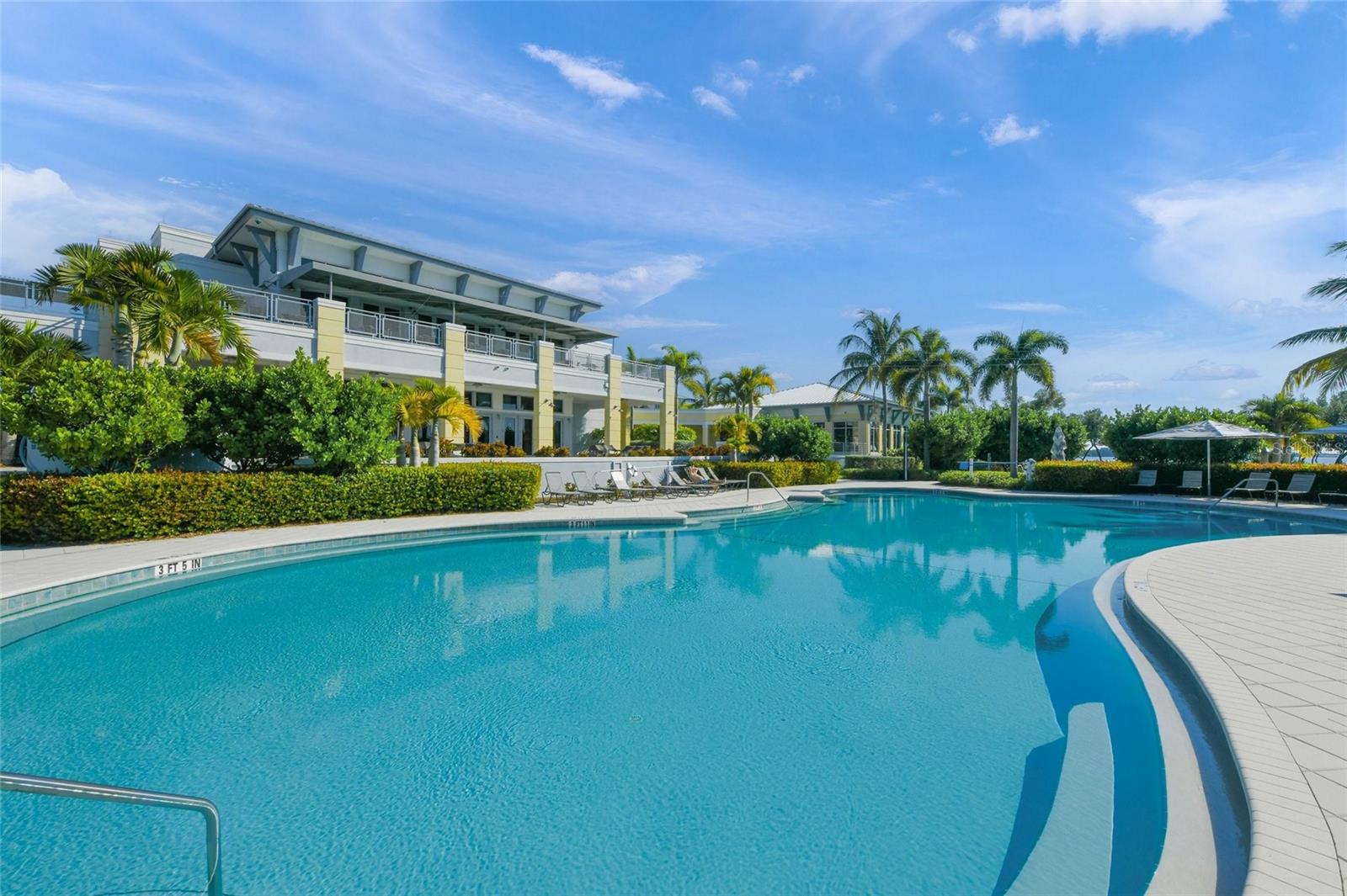 229 SAPPHIRE LAKE DR #201, BRADENTON, FL, 34209