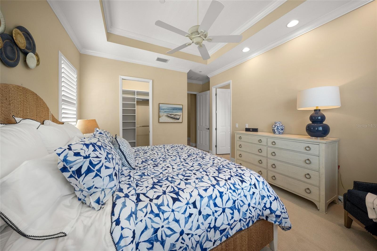 229 SAPPHIRE LAKE DR #201, BRADENTON, FL, 34209