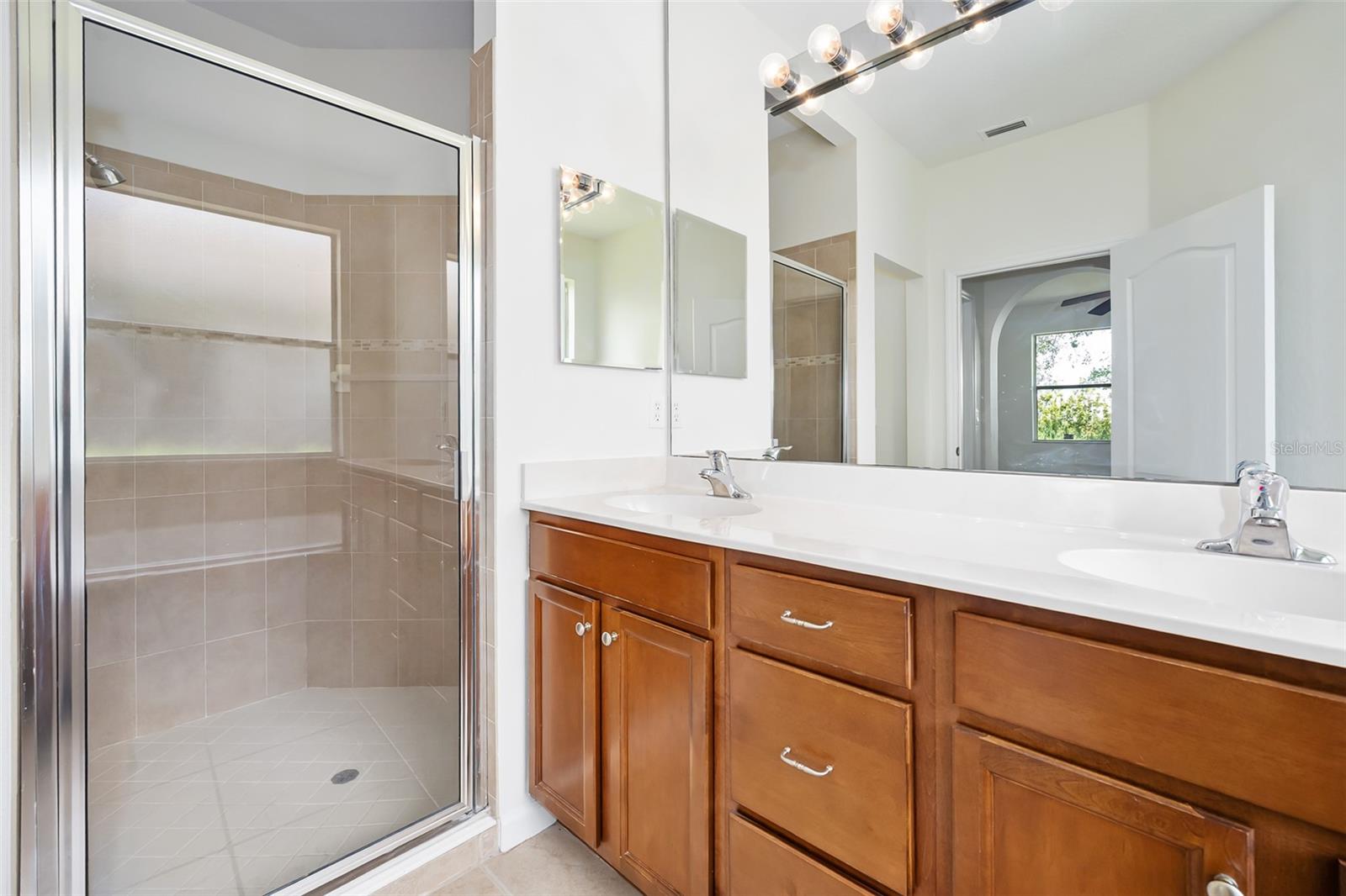 188 MENDOZA CIR, DAYTONA BEACH, FL, 32124