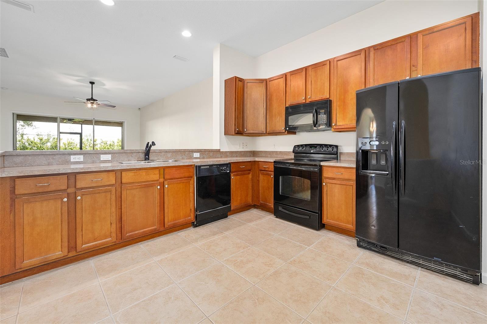 188 MENDOZA CIR, DAYTONA BEACH, FL, 32124