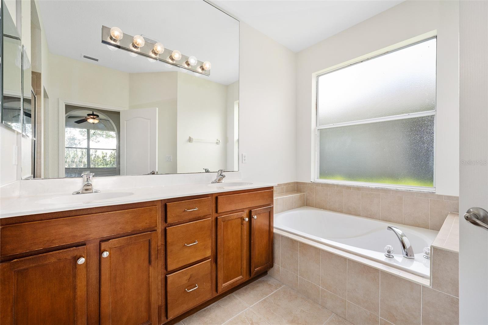 188 MENDOZA CIR, DAYTONA BEACH, FL, 32124