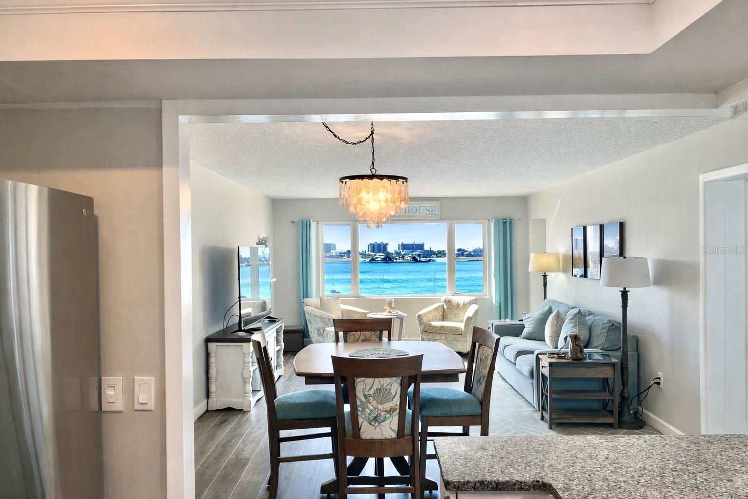 4550 COVE CIR #804, ST PETERSBURG, FL, 33708