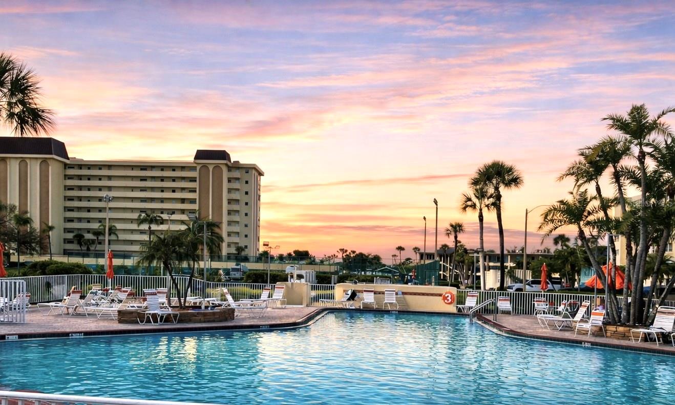 4550 COVE CIR #804, ST PETERSBURG, FL, 33708