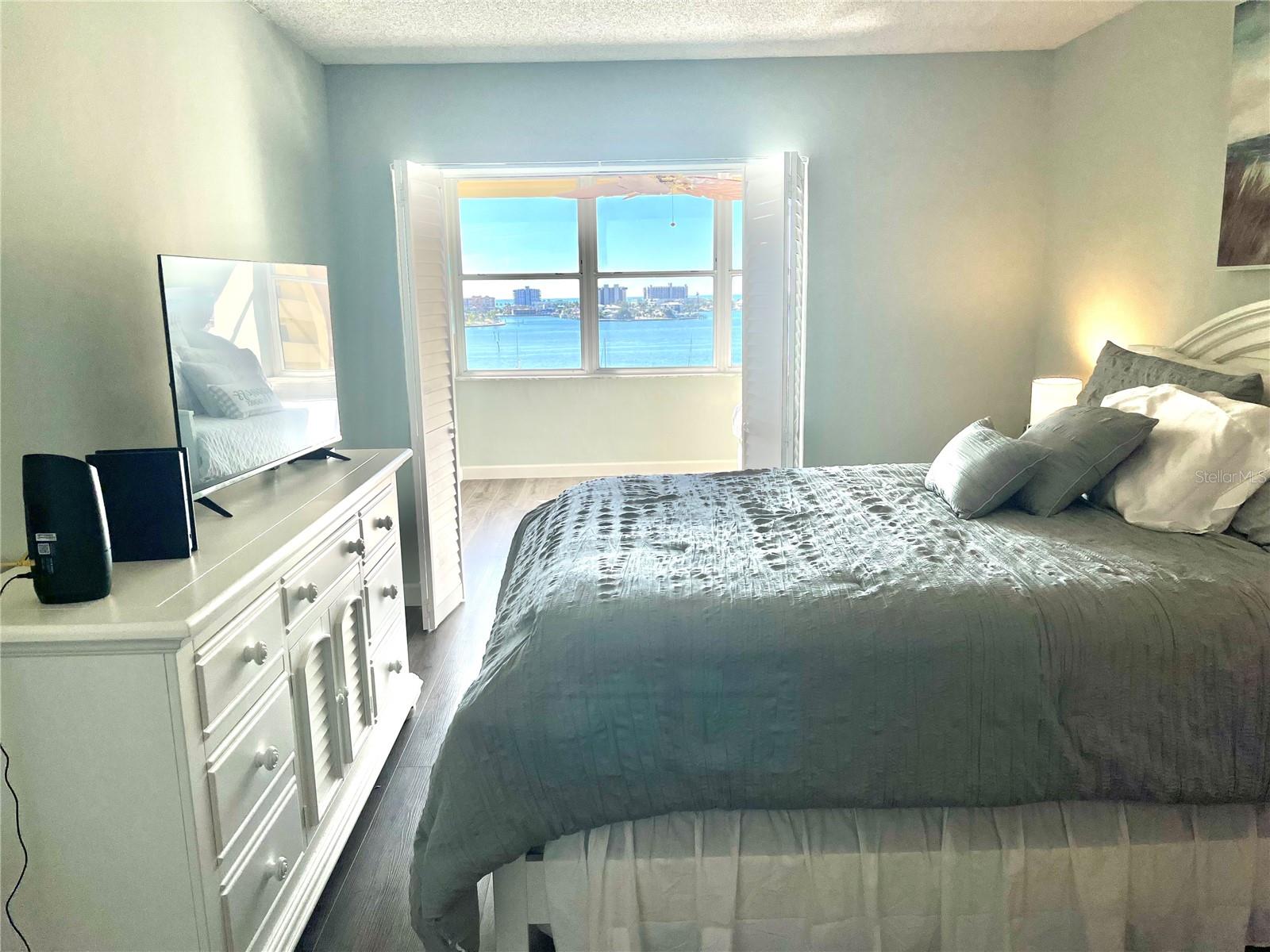 4550 COVE CIR #804, ST PETERSBURG, FL, 33708