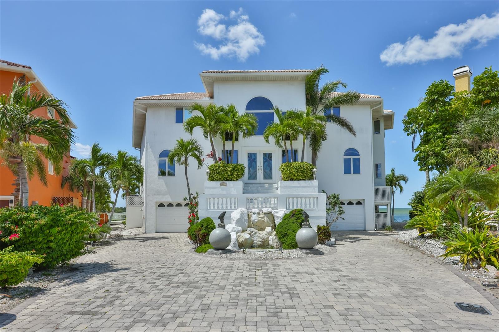 1021 SYMPHONY ISLES BLVD, APOLLO BEACH, FL, 33572