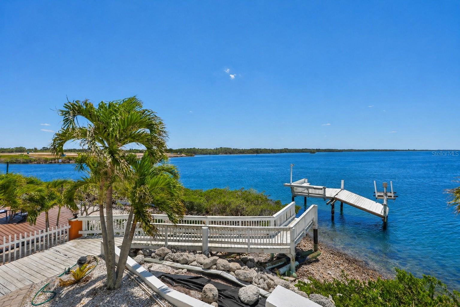 1021 SYMPHONY ISLES BLVD, APOLLO BEACH, FL, 33572