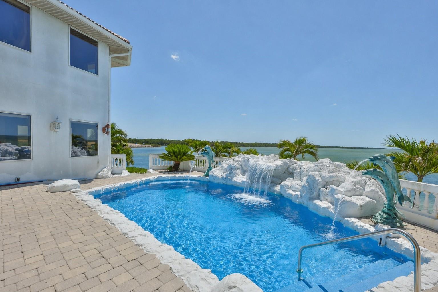 1021 SYMPHONY ISLES BLVD, APOLLO BEACH, FL, 33572